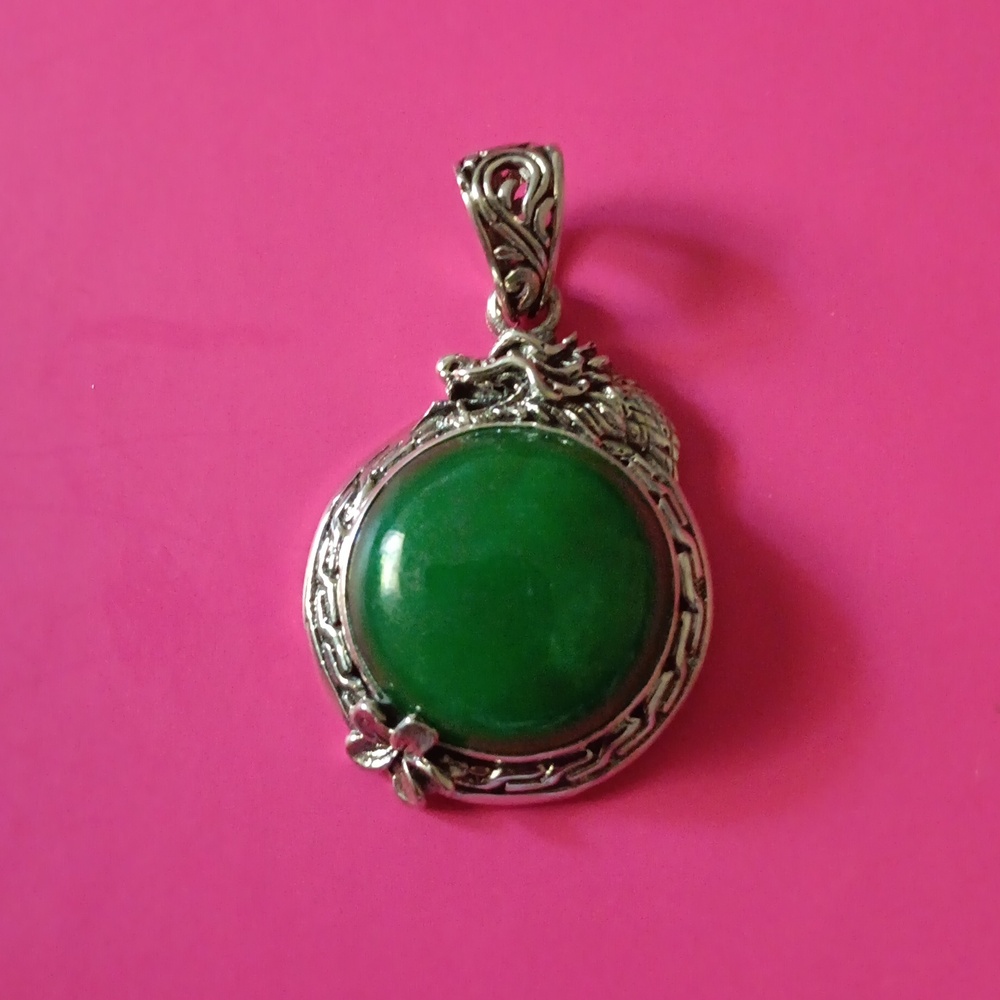 D'Joy Bali Legacy Green Jade (D) 17.60 ctw Dragon Pendant Sterling Silver